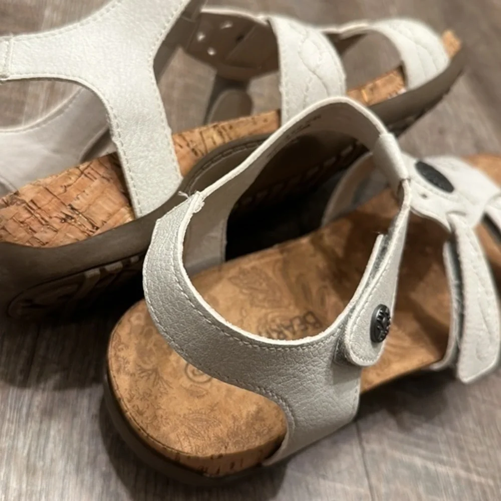 Bearpaw stone white Velcro adjustable comfort walking sandals size 9 - Picture 10 of 12